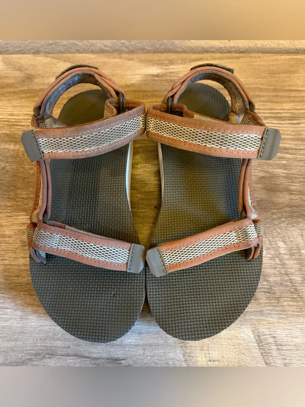 Teva Flatform Universal Sandals